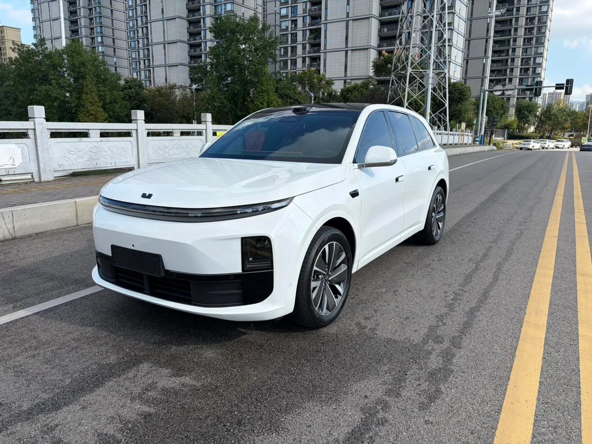 Li Auto Ideal L6