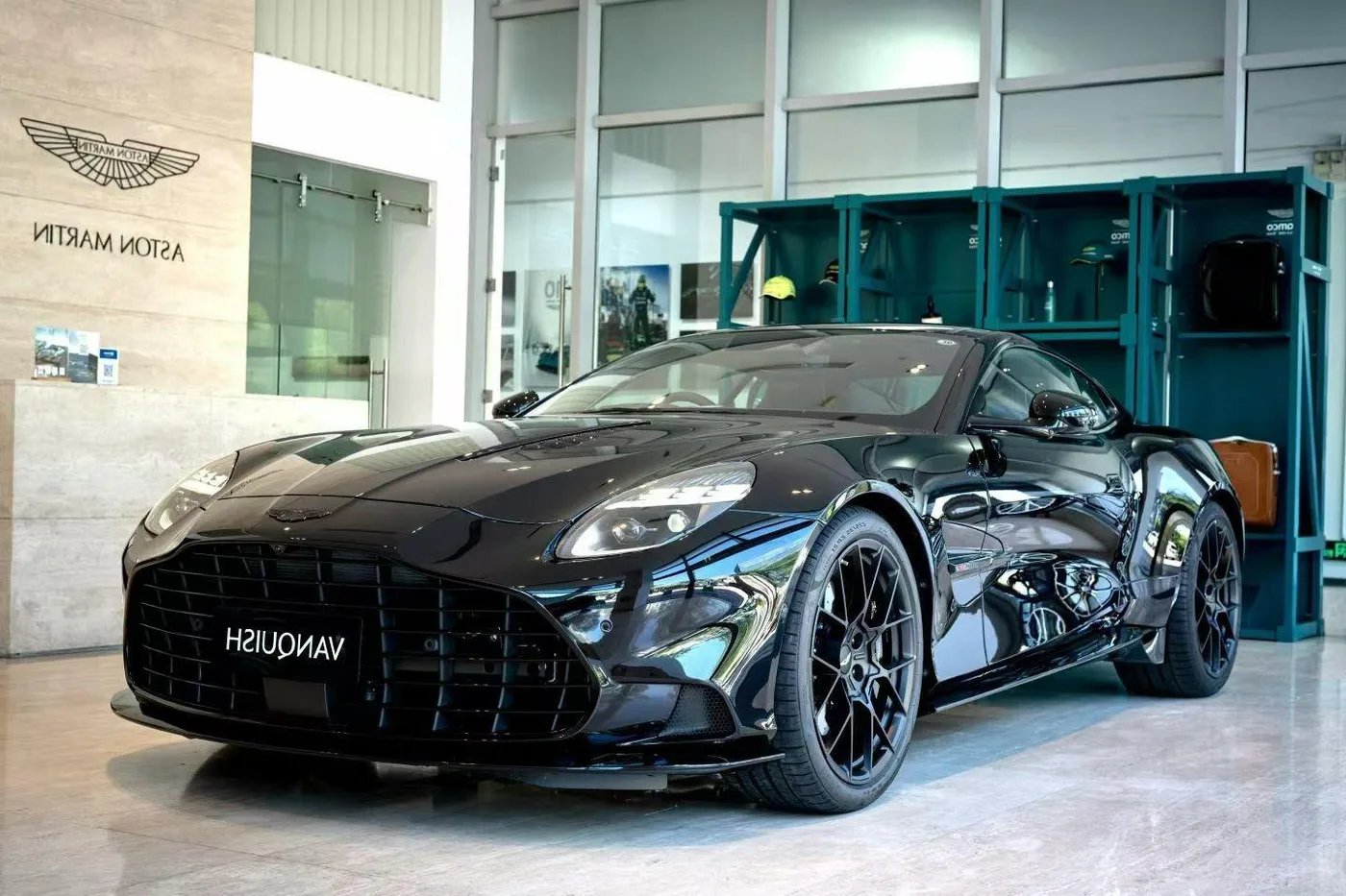 Aston Martin Vanquish