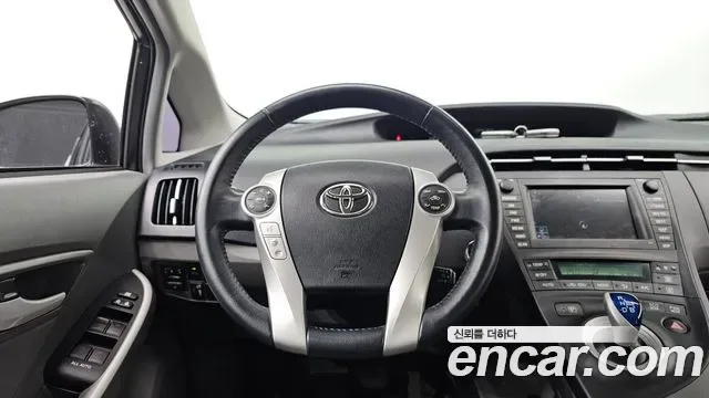 Toyota Prius, 2011 — фото 13