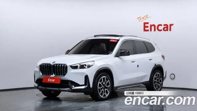 BMW X1 U11