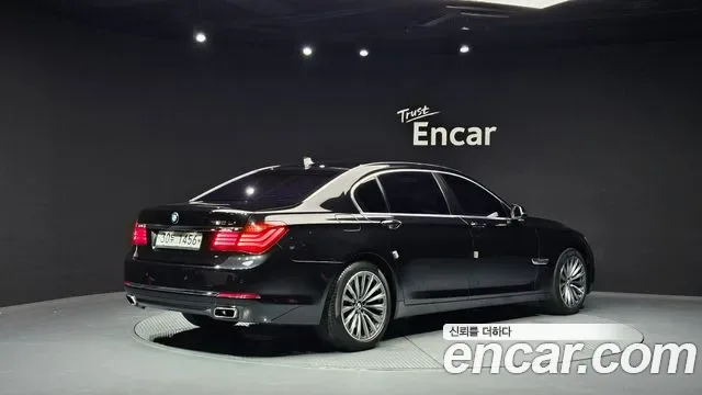 BMW 7-Series F01, 2013 — фото 2