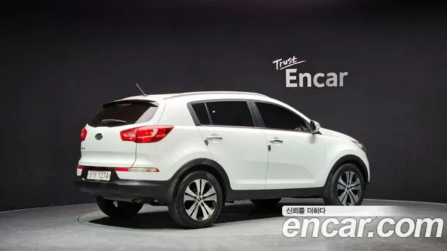 Kia Sportage, 2011 — фото 2