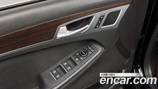 Genesis G80, 2016 — фото 19