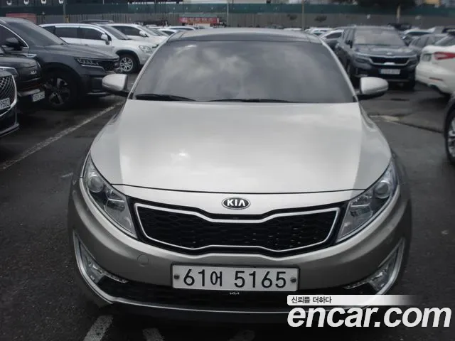 Kia K5 Hybrid