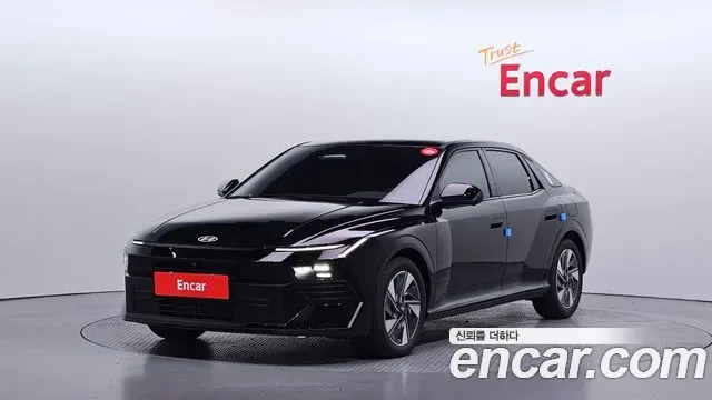 Hyundai Avante CN8