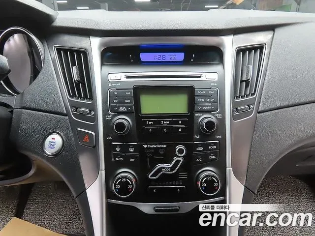 Hyundai Sonata Hybrid, 2012 — фото 11