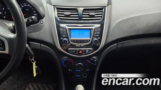 Hyundai Accent, 2011 — фото 14