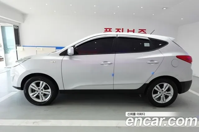 Hyundai Tucson ix, 2012 — фото 3