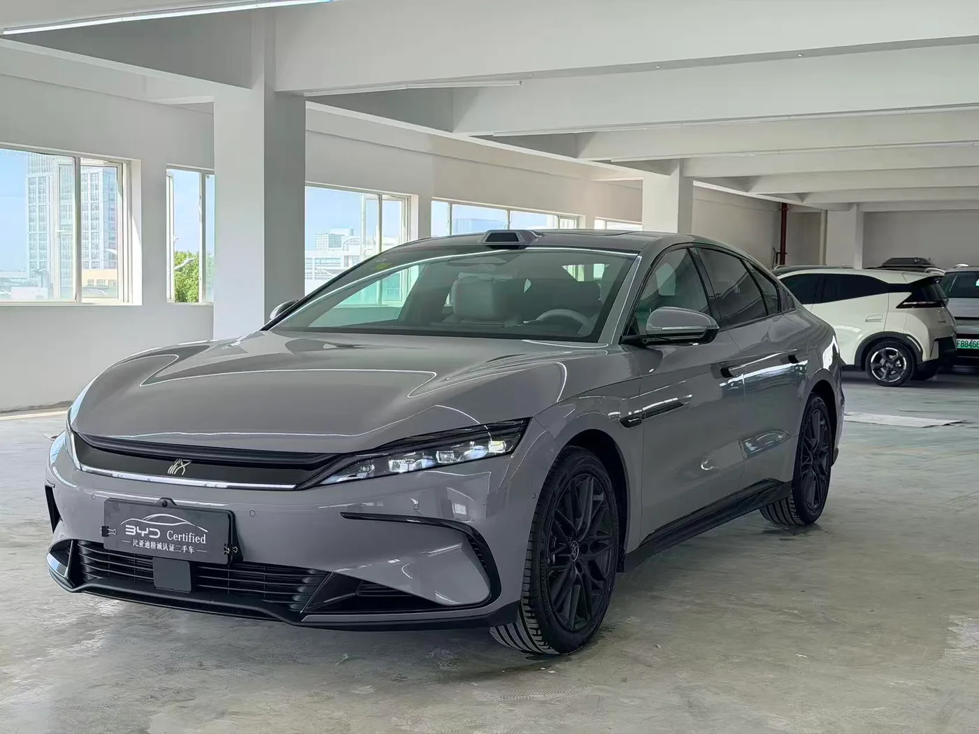 BYD Han EV