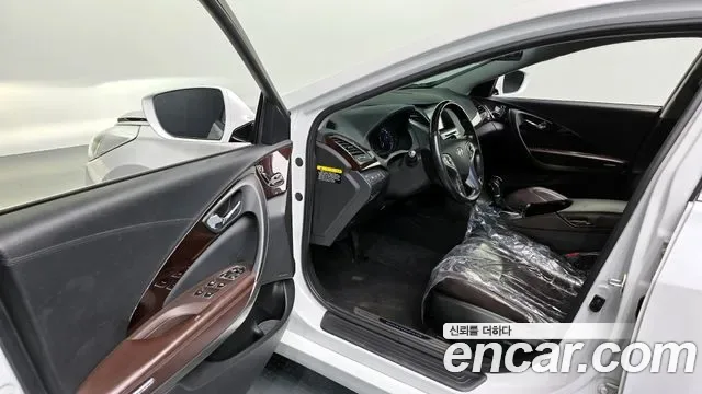 Hyundai Grandeur HG Hybrid, 2016 — фото 11