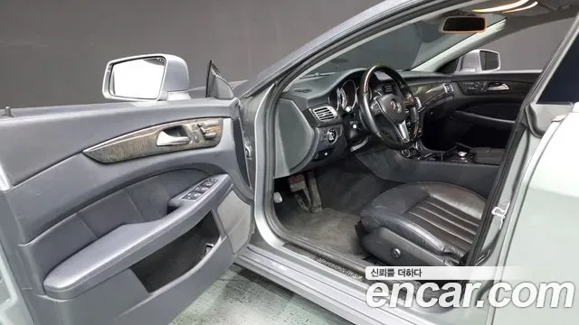Mercedes-Benz Cls-Class W218, 2013 — фото 11