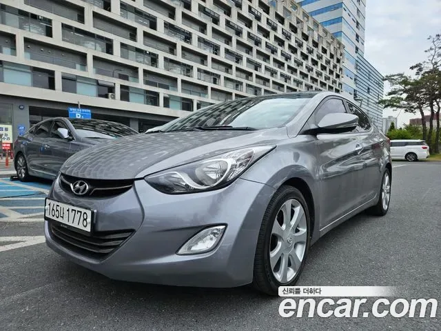 Hyundai Avante MD