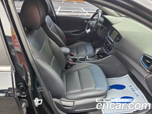 Hyundai Ioniq Ionic Hybrid, 2016 — фото 17