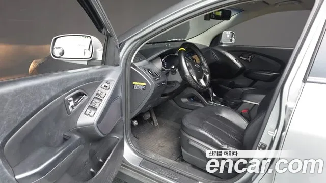 Hyundai Tucson ix, 2012 — фото 10