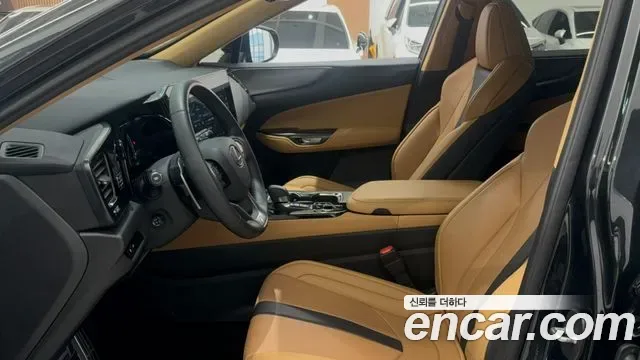 Lexus Nx Nx450h+, 2025 — фото 11