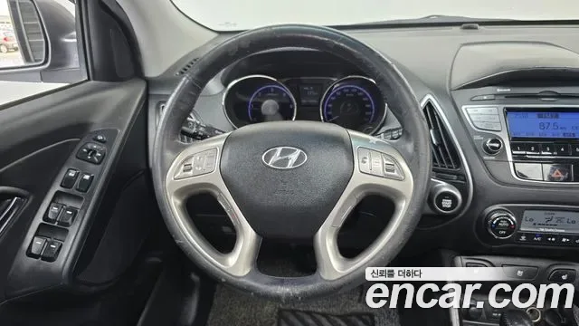 Hyundai Tucson ix, 2011 — фото 13