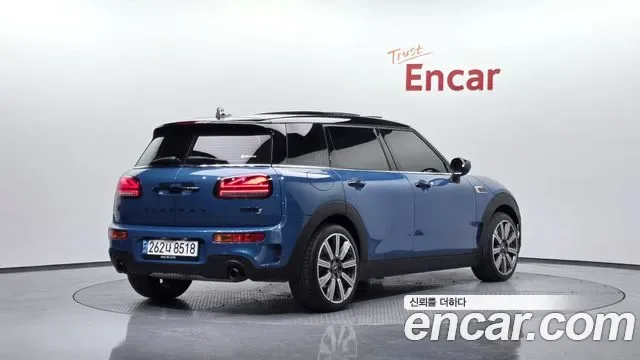 Mini Clubman Cooper S Club Man, 2023 — фото 2
