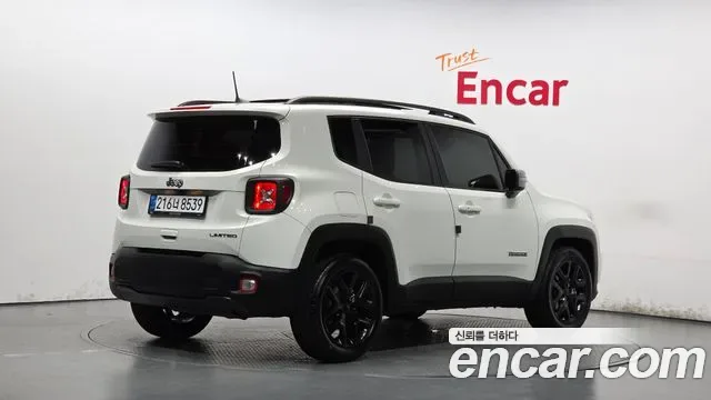 Jeep Renegade, 2022 — фото 2