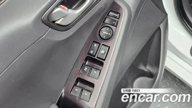 Hyundai Ioniq Ionic Hybrid, 2016 — фото 18