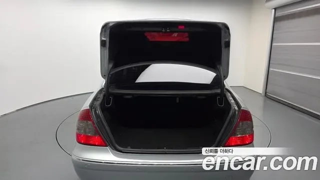 Mercedes-Benz E-Class W211, 2008 — фото 20