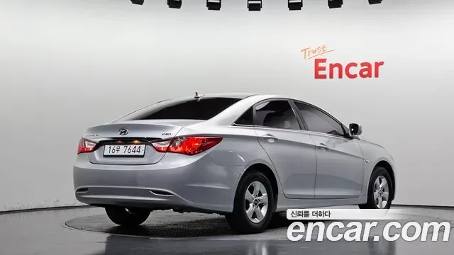 Hyundai Sonata YF Sonata, 2011 — фото 2