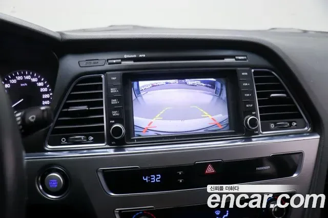 Hyundai Sonata LF Sonata Hybrid, 2016 — фото 14