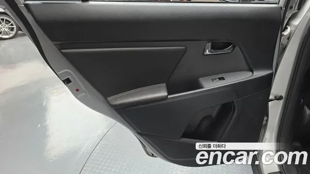 Kia Sportage, 2011 — фото 25