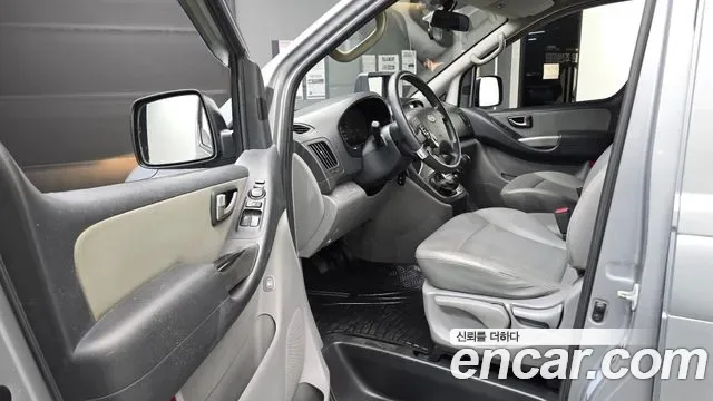 Hyundai Starex Grand Starex, 2012 — фото 10