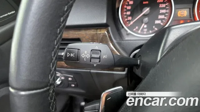 BMW 3-Series E90, 2010 — фото 16