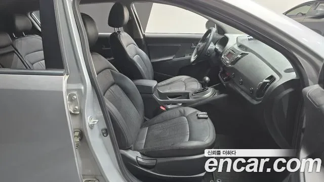 Kia Sportage, 2011 — фото 10