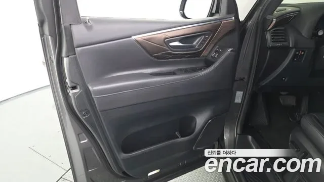 Toyota Alphard Alpad, 2025 — фото 24