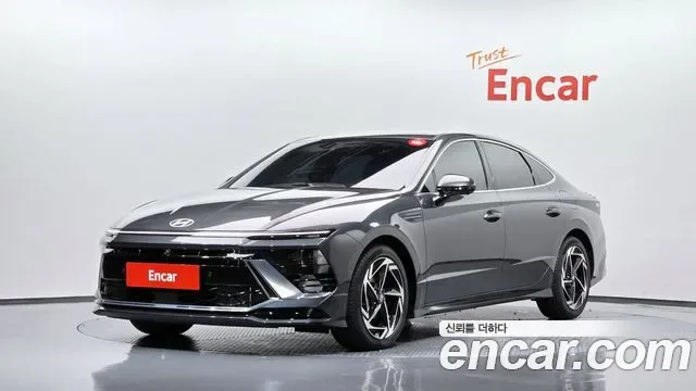 Hyundai Sonata De Edge Hybrid (DN8)