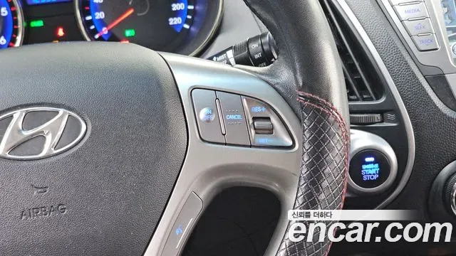 Hyundai Tucson ix, 2011 — фото 18
