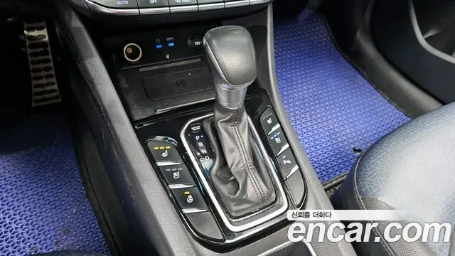 Hyundai Ioniq Ionic Hybrid, 2016 — фото 9