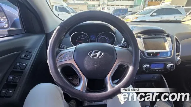 Hyundai Tucson ix, 2010 — фото 10