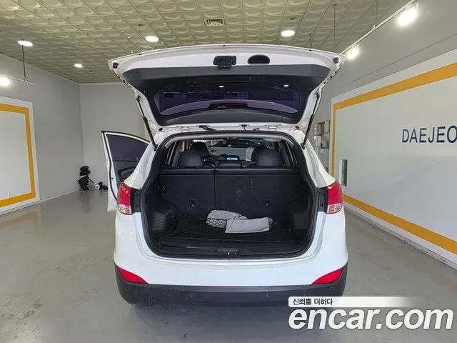 Hyundai Tucson ix, 2011 — фото 19