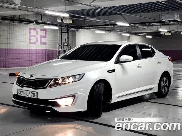 Kia K5 Hybrid