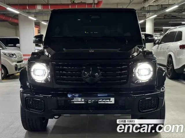 Mercedes-Benz G-Class W465