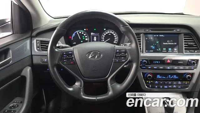 Hyundai Sonata LF Sonata Hybrid, 2016 — фото 13