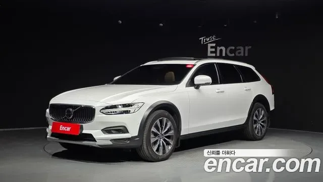 Volvo V90 Cross Country