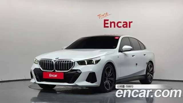 BMW 5-Series G60