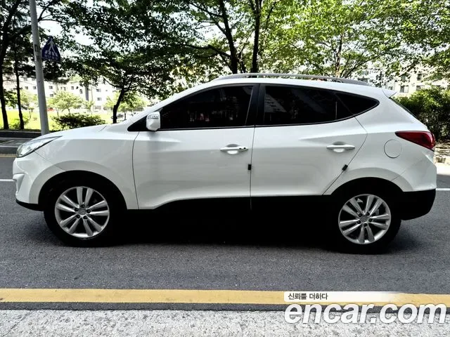 Hyundai Tucson ix, 2012 — фото 8