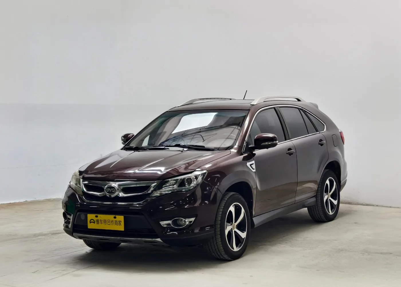 BYD S7