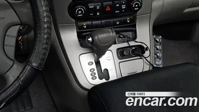 Kia Canival Carnival R, 2010 — фото 9