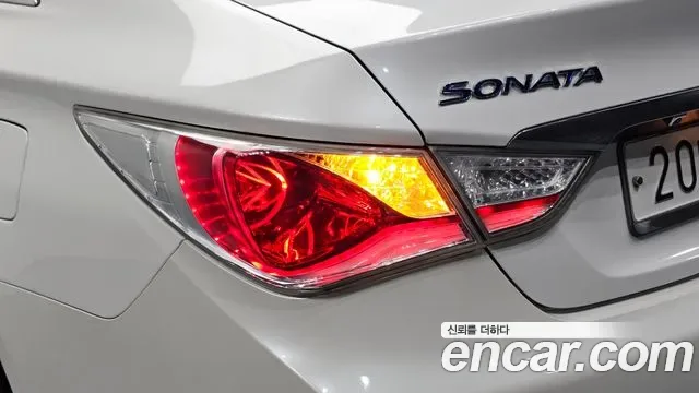 Hyundai Sonata Hybrid, 2013 — фото 24