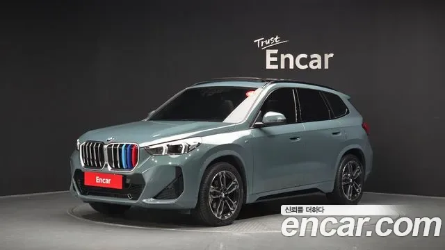 BMW X1 U11