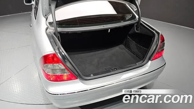 Mercedes-Benz E-Class W211, 2008 — фото 20