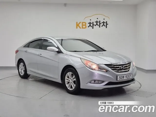 Hyundai Sonata YF Sonata, 2009 — фото 2