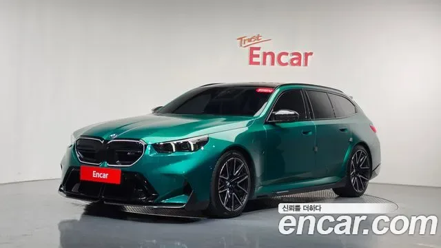 BMW M5 G90