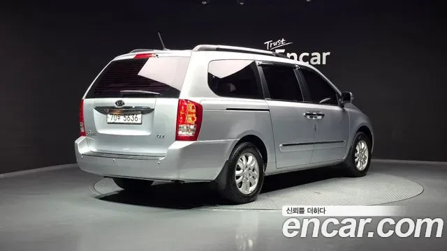 Kia Canival Carnival R, 2011 — фото 2